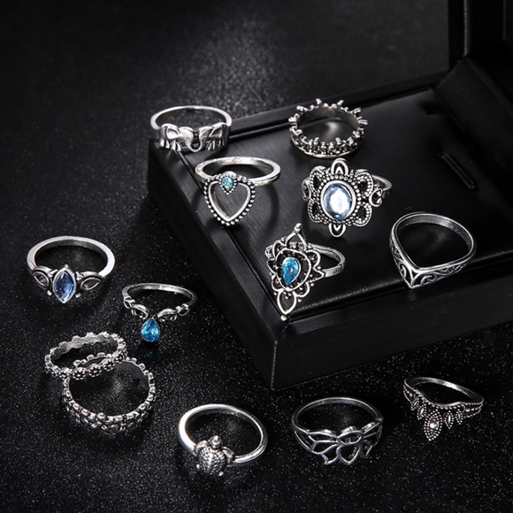 Last 1!🔹13pc. Boho Vintage Silver Stone Ring Set - Picture 4 of 8